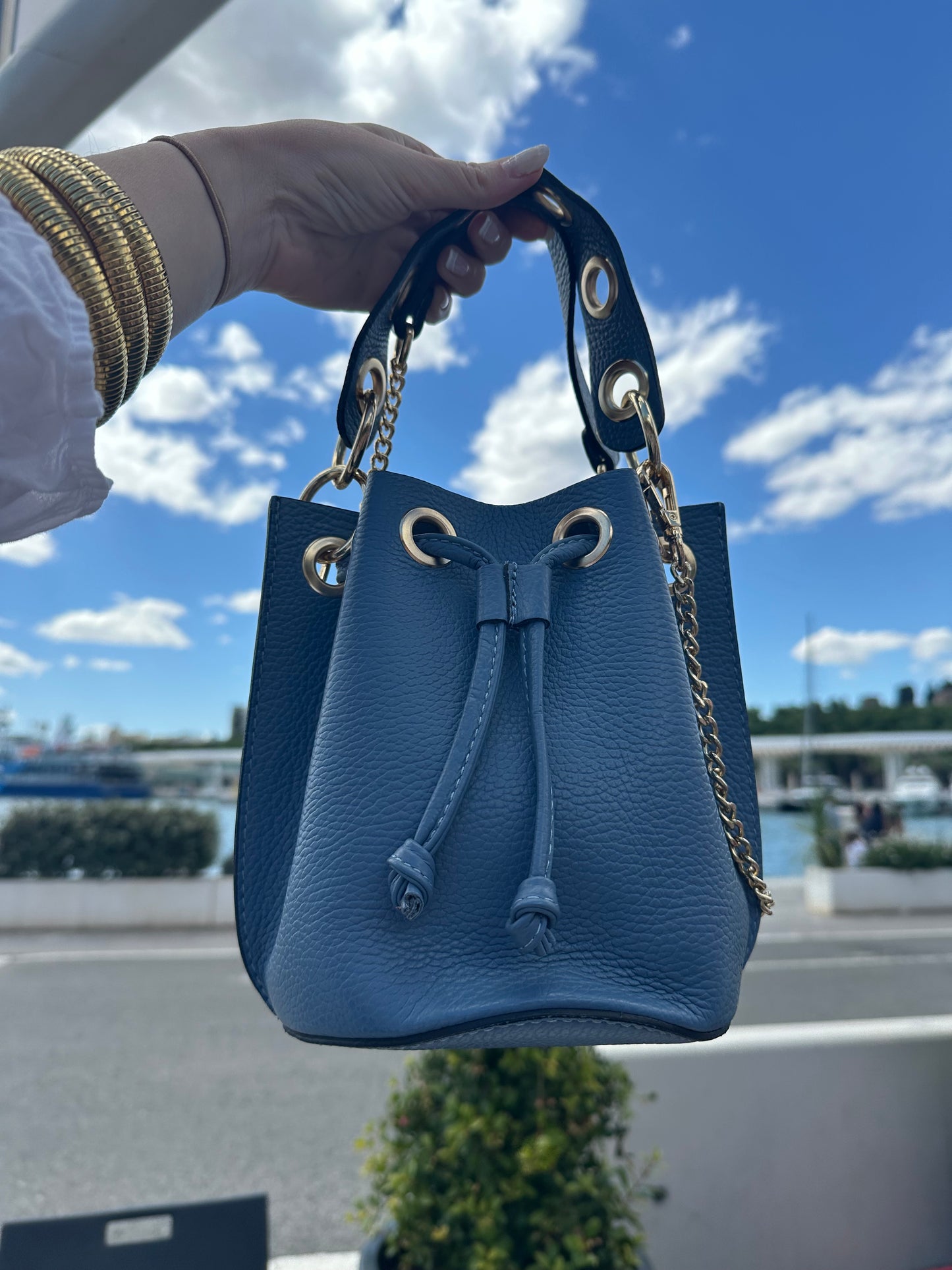 BOLSO CUBO AZUL