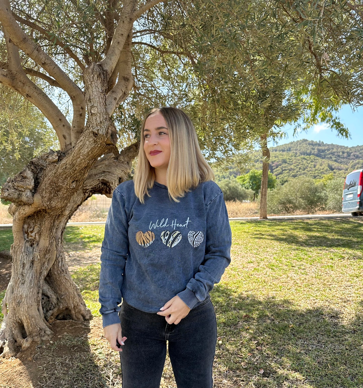 SUDADERA 3 CORAZONES