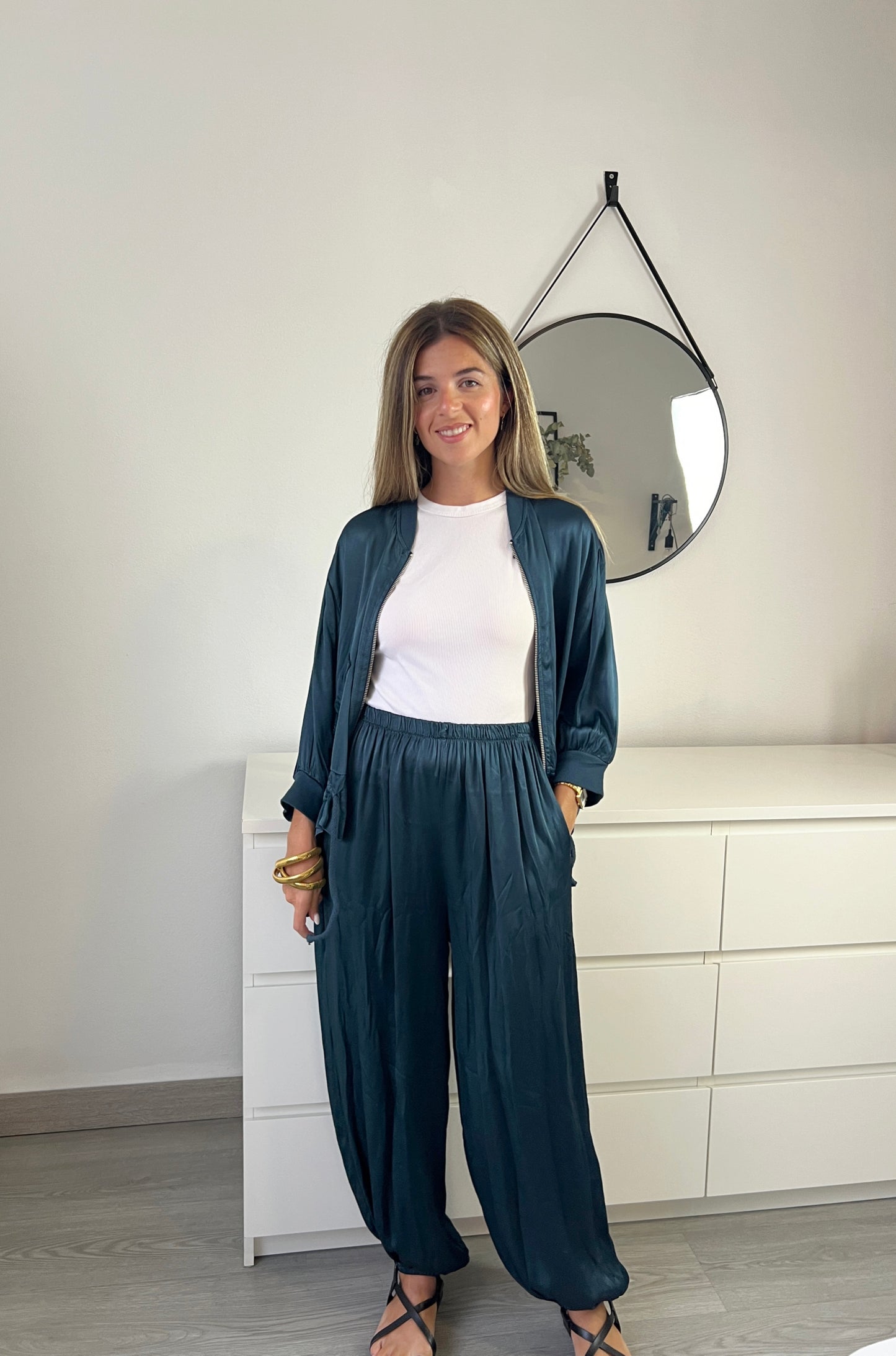 PANTALÓN SATÉN PETRÓLEO