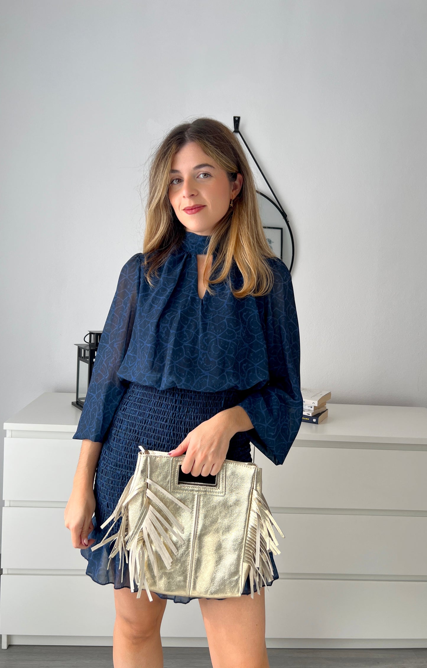 BOLSO FLECOS DORADO