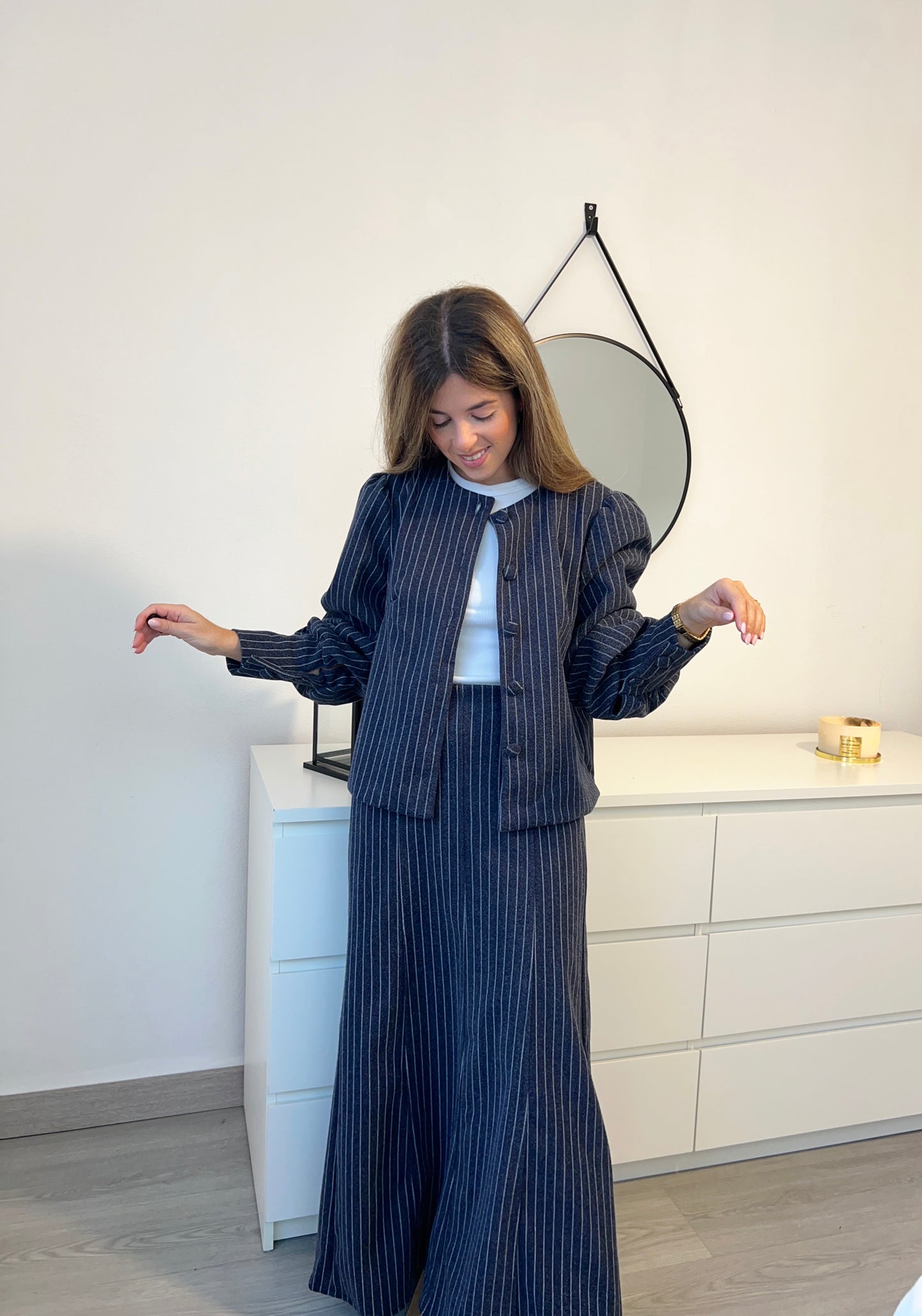 FALDA RAYA DIPLOMÁTICA