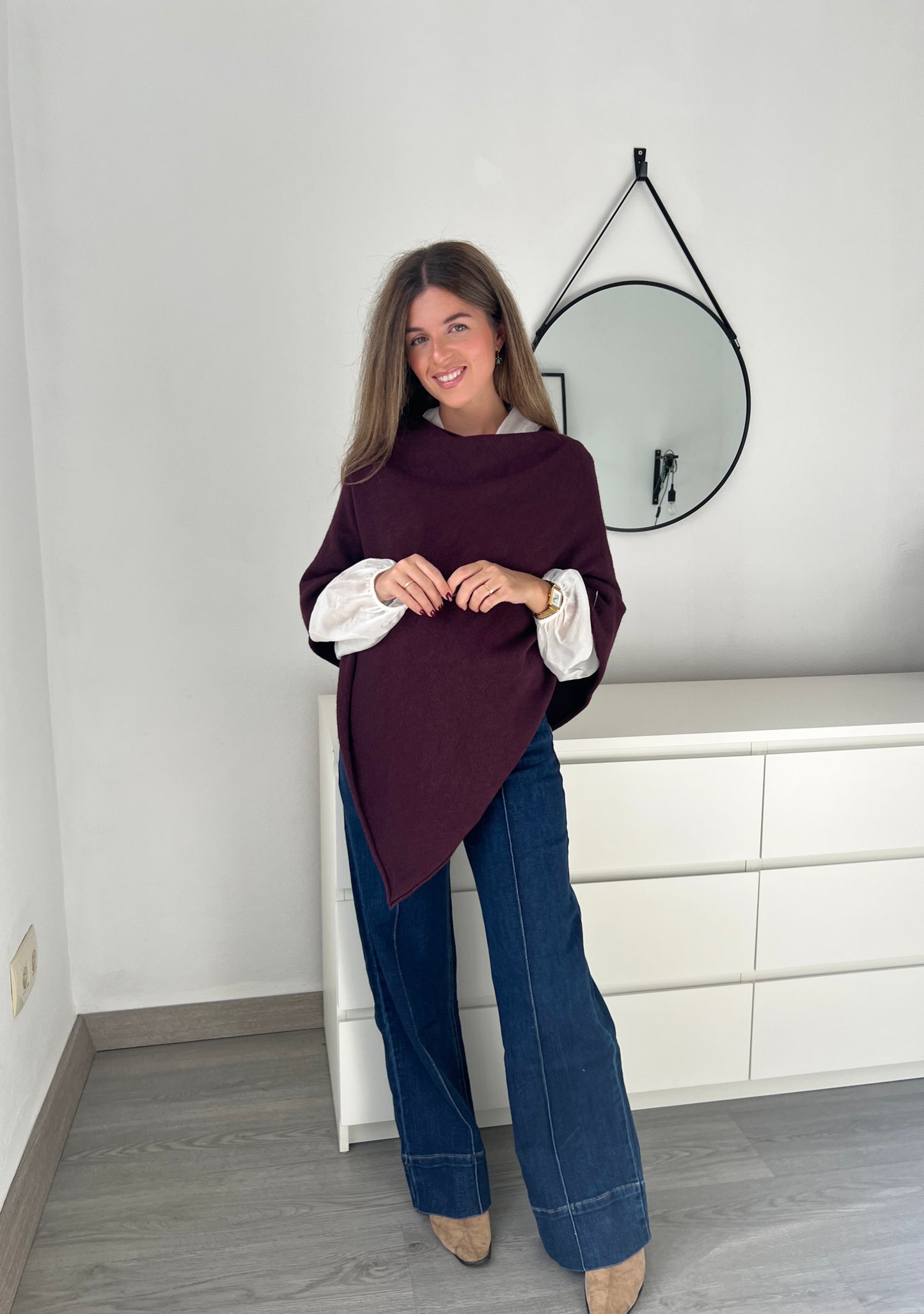 PONCHO TINTO