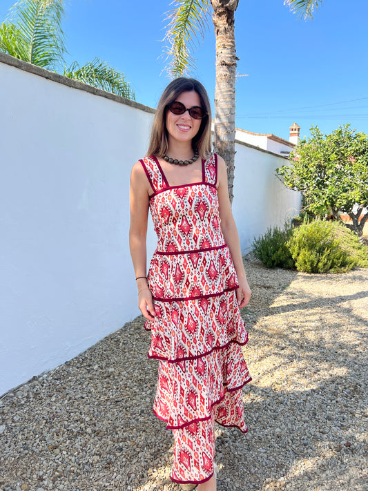 VESTIDO VOLANTES BURDEOS