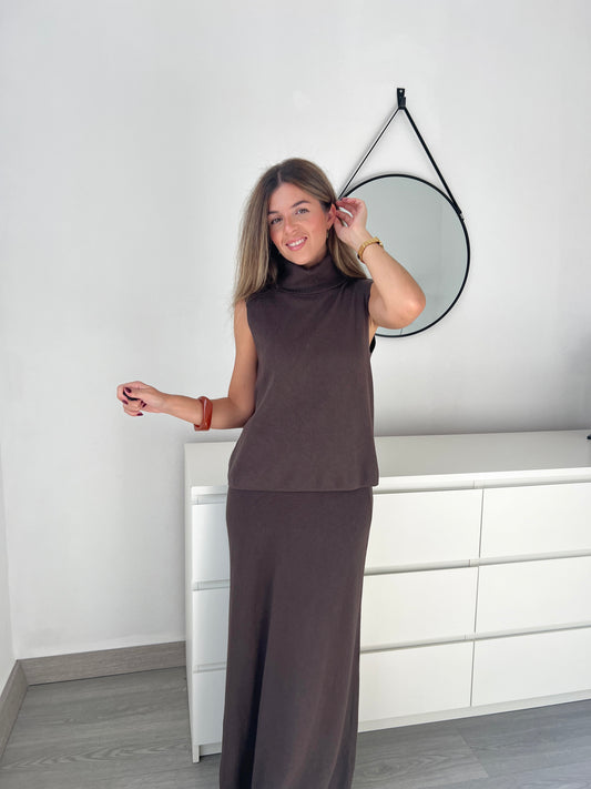 CONJUNTO CHOCOLATE PUNTO