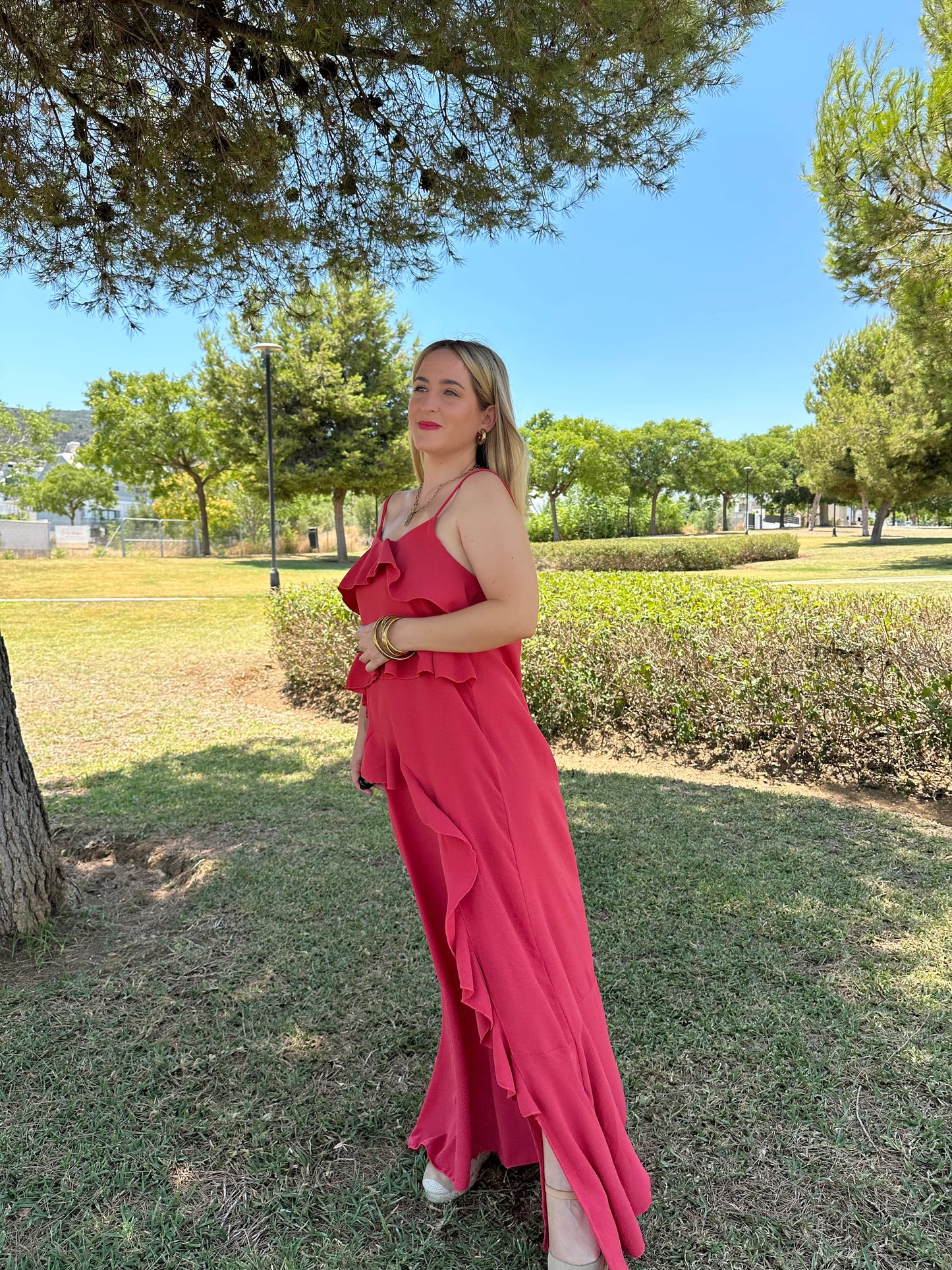 VESTIDO VOLANTES FRANBUESA