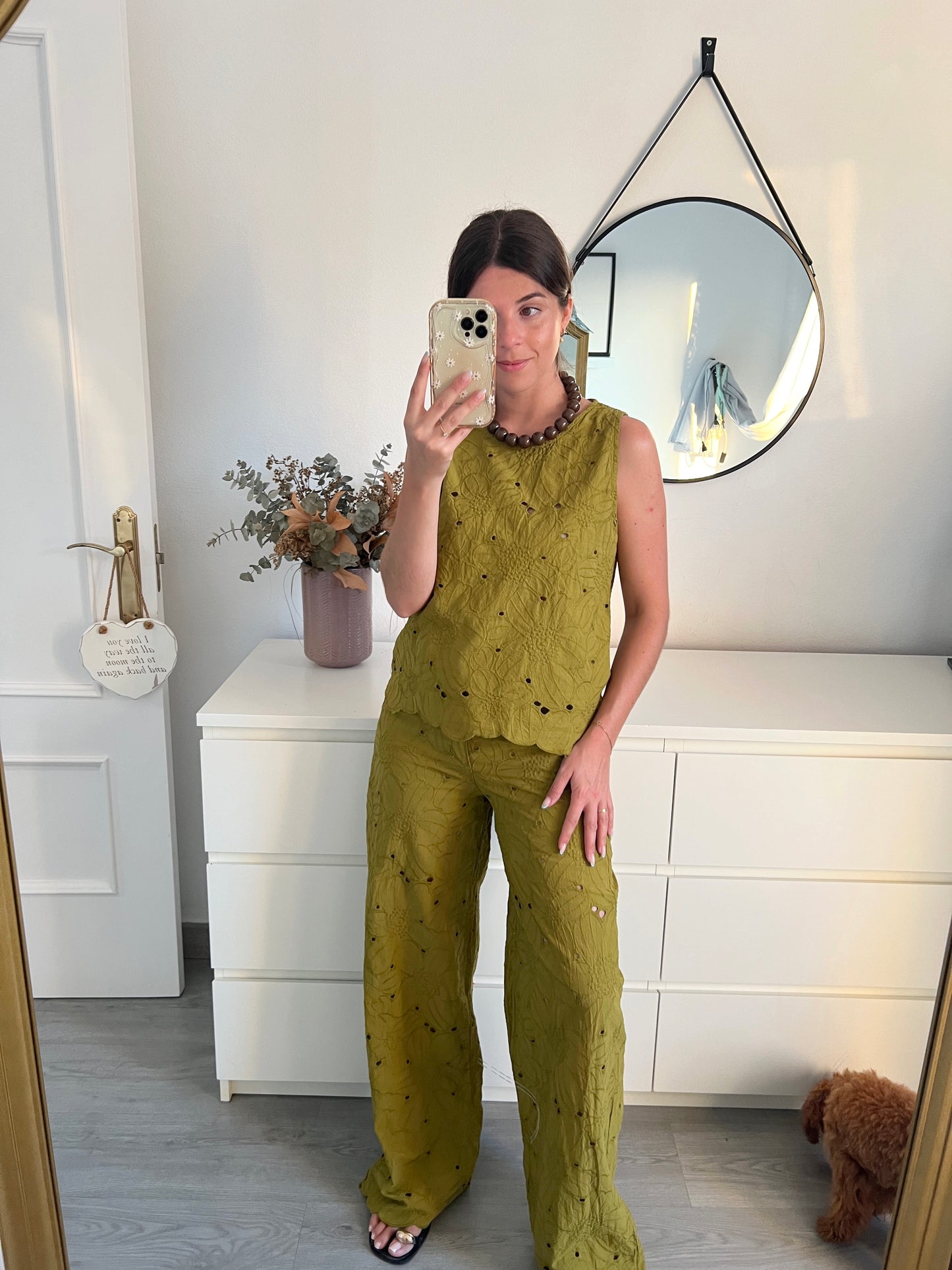 CONJUNTO TROQUELADO OLIVA