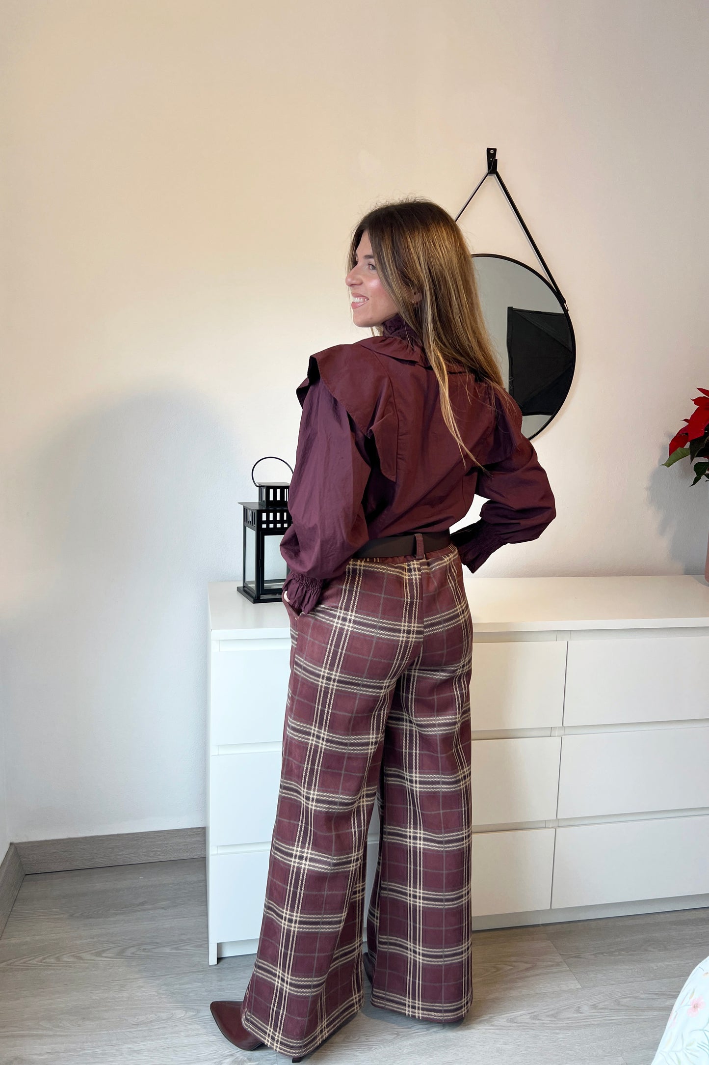 PANTALÓN ANTE BURDEOS