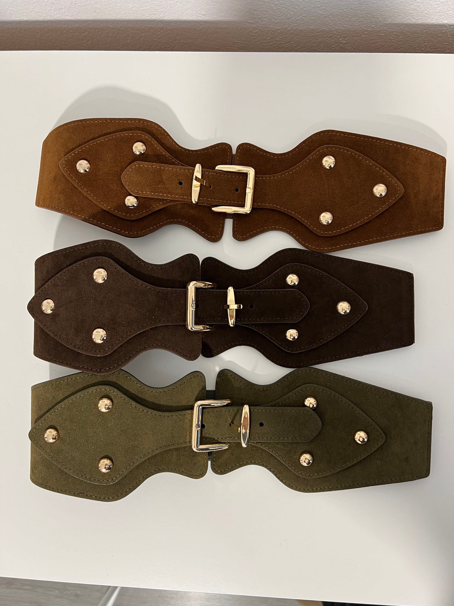 CINTURONES ANTE TACHUELAS