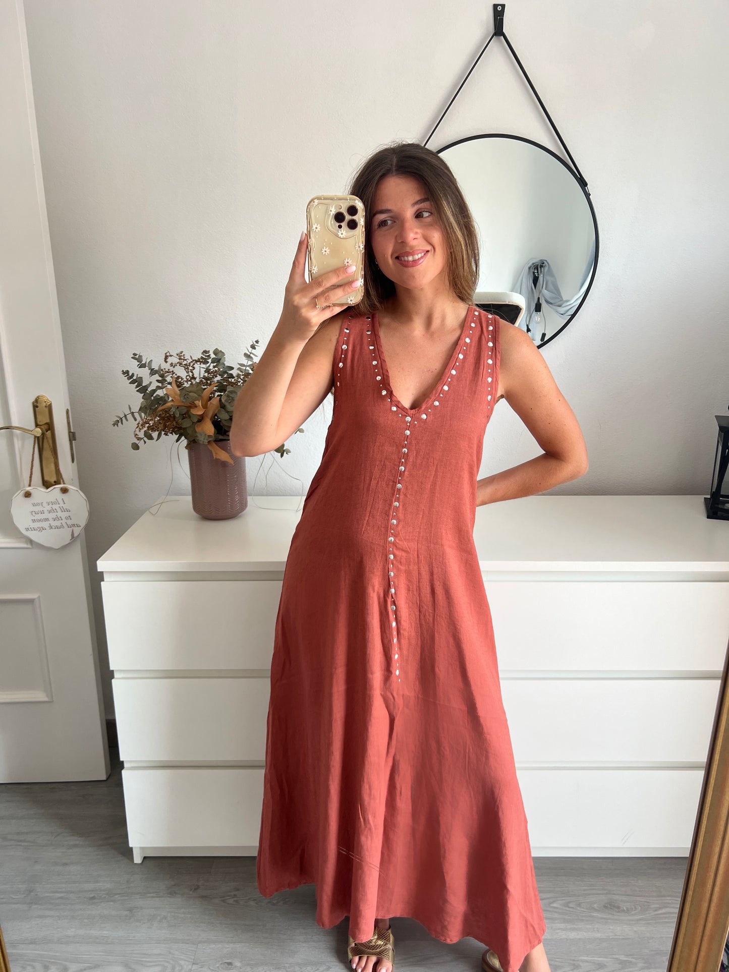 VESTIDO TACHUELAS TEJA
