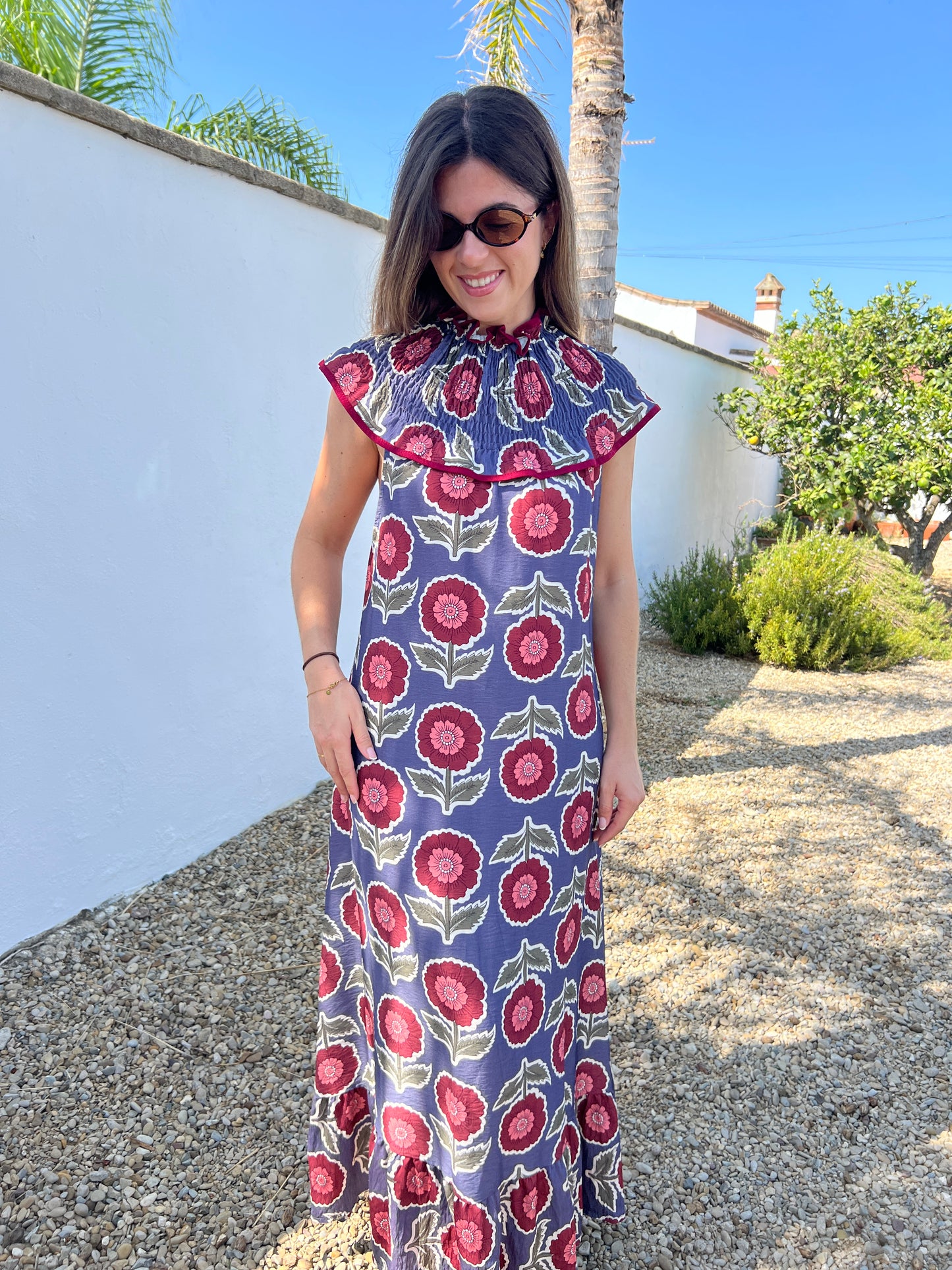 VESTIDO BABERO FLOR