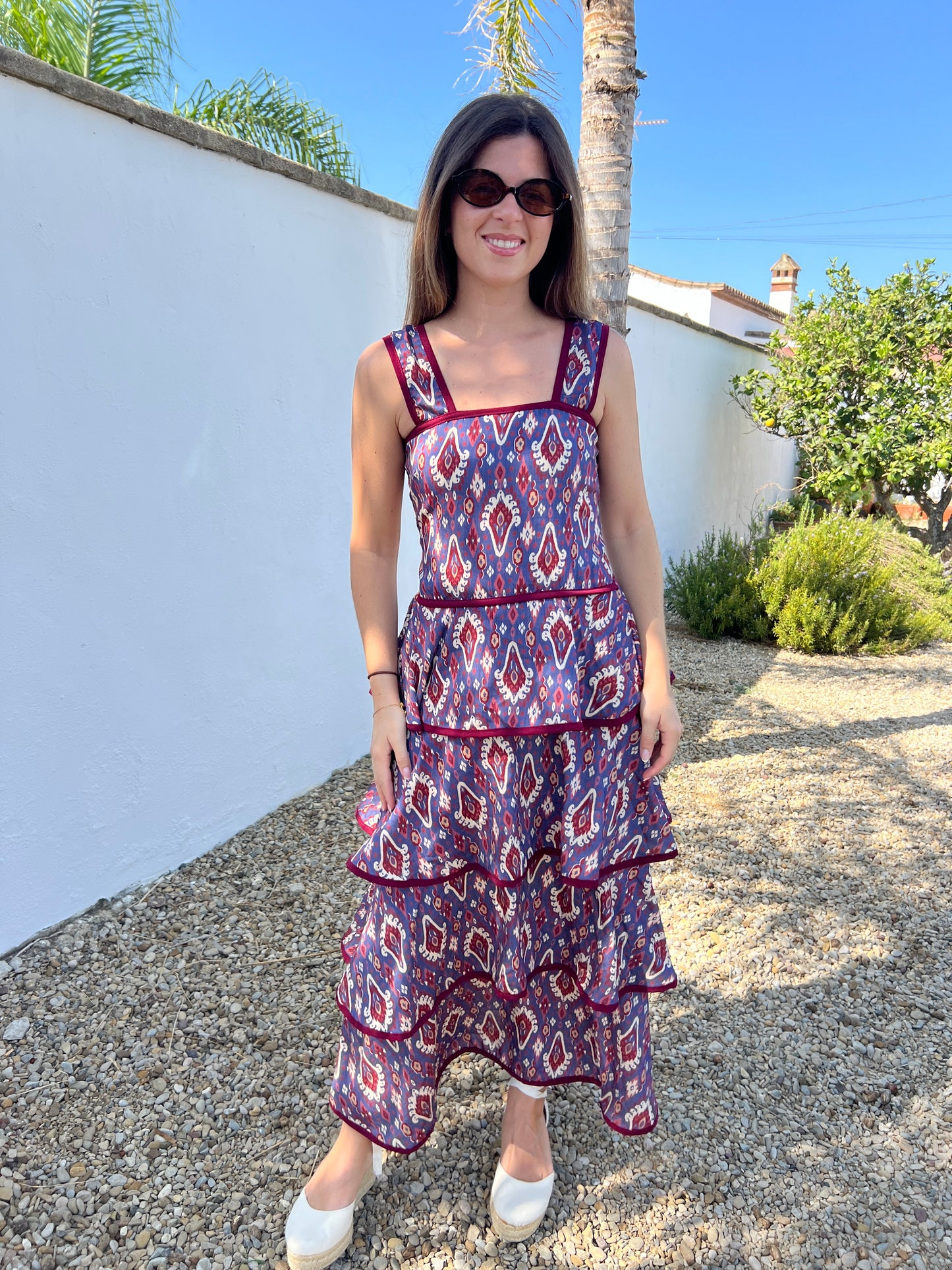VESTIDO VOLANTES AZUL