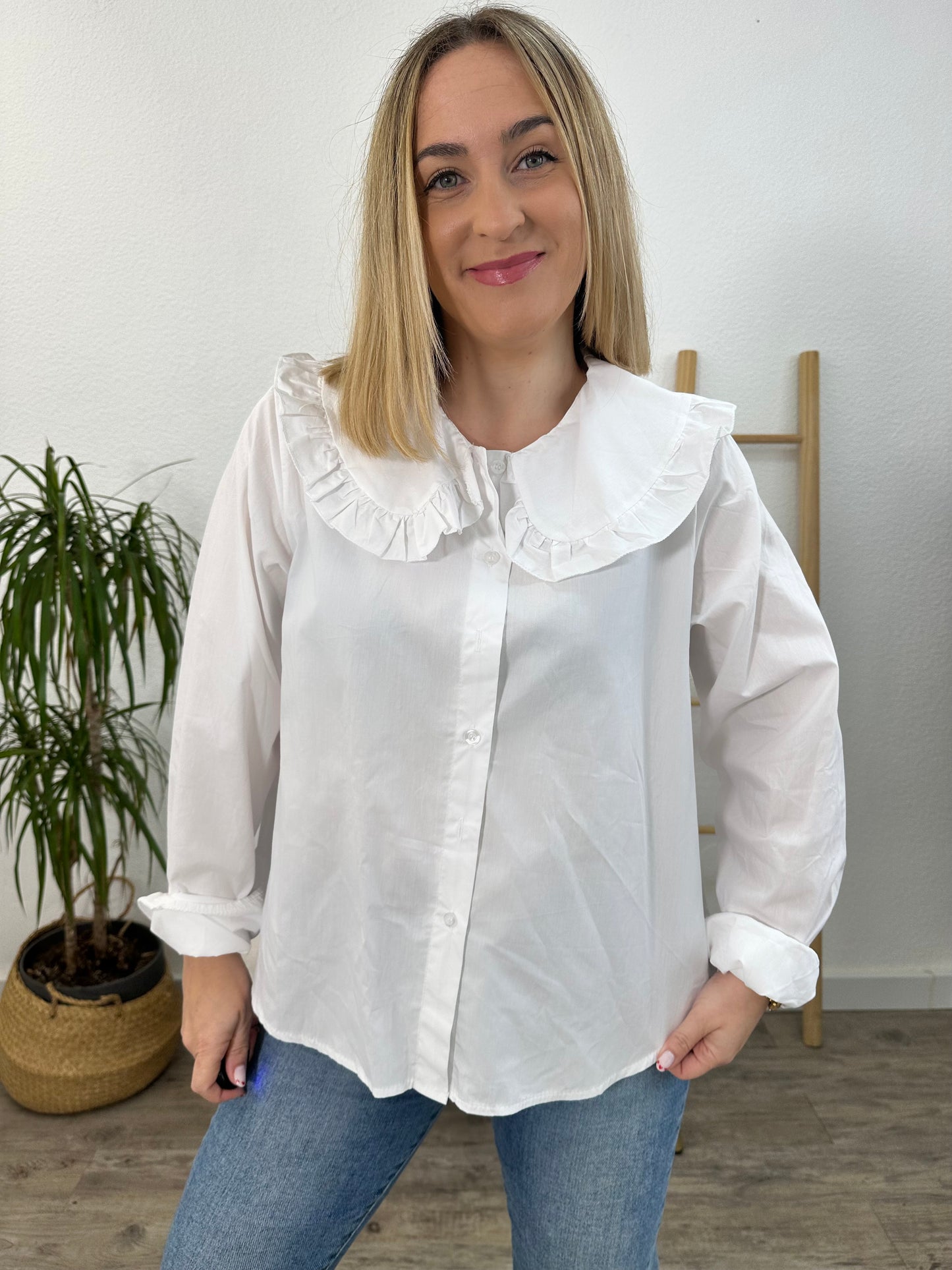 CAMISA BLANCA BOBO