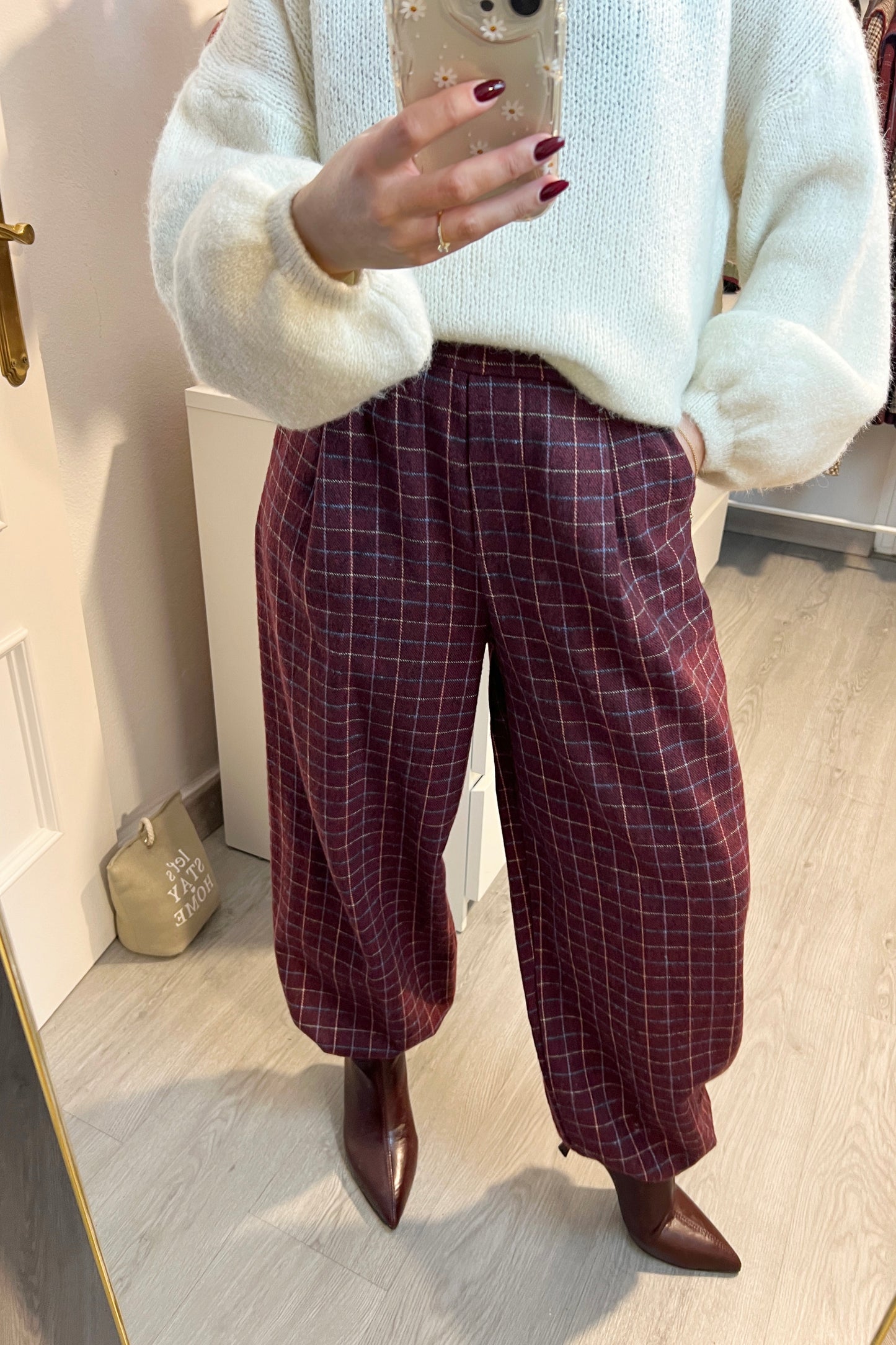 PANTALÓN CUADRO BURDEOS