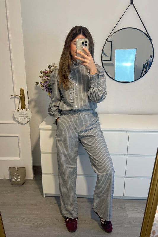 CONJUNTO NANTES GRIS