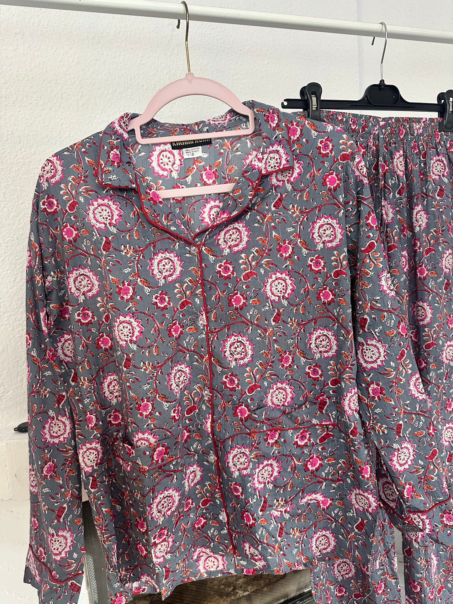 PIJAMA ROSAS TALLA XL