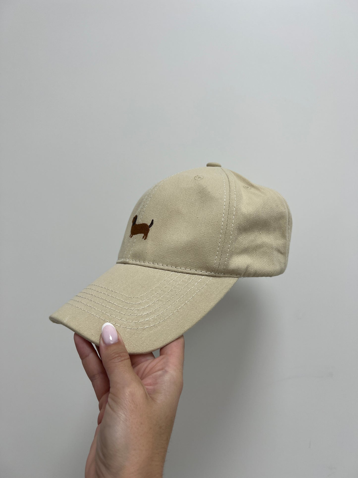 GORRA PERRO SALCHICHA