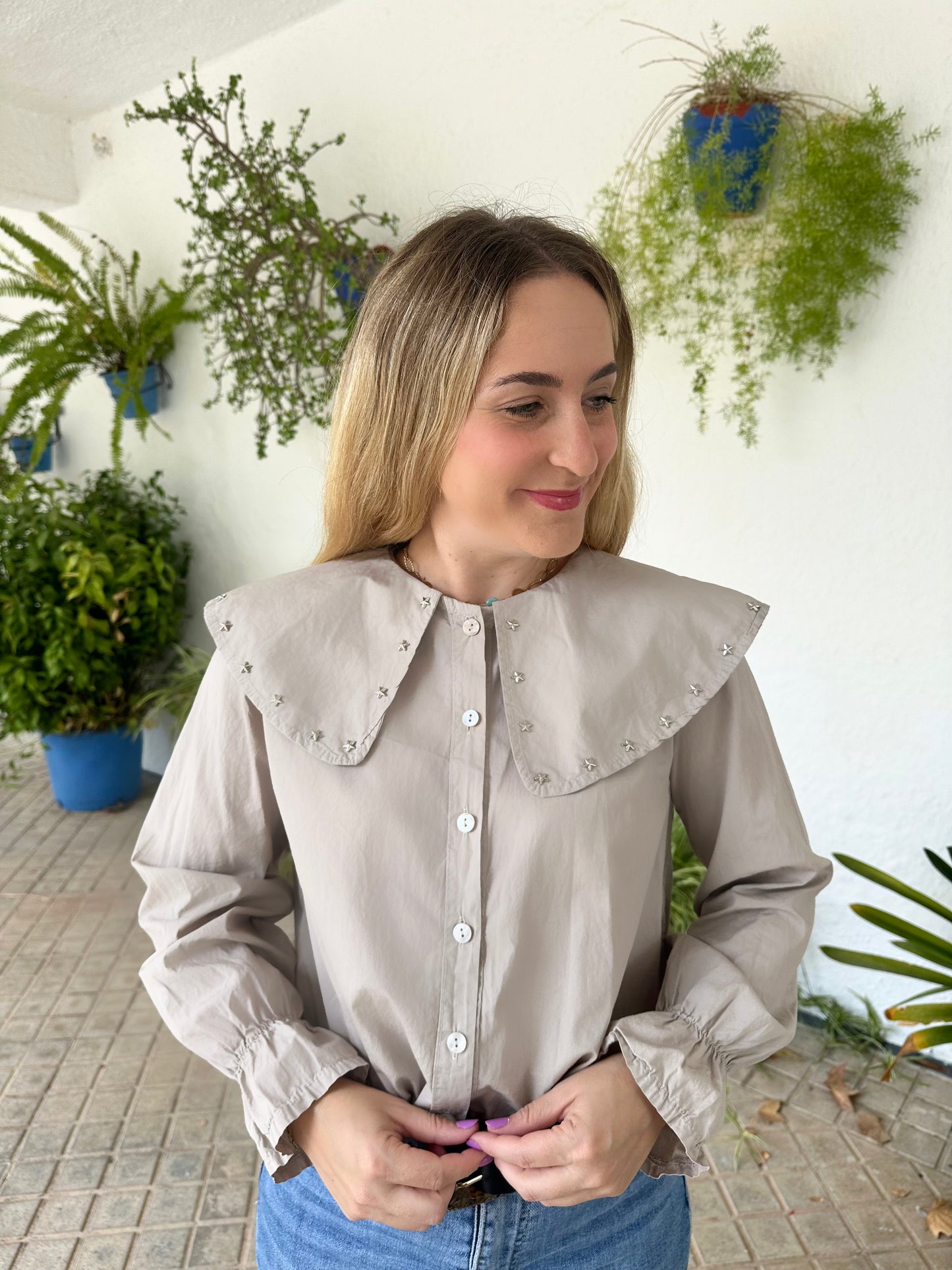 CAMISA CUELLO BOBO BEIGE