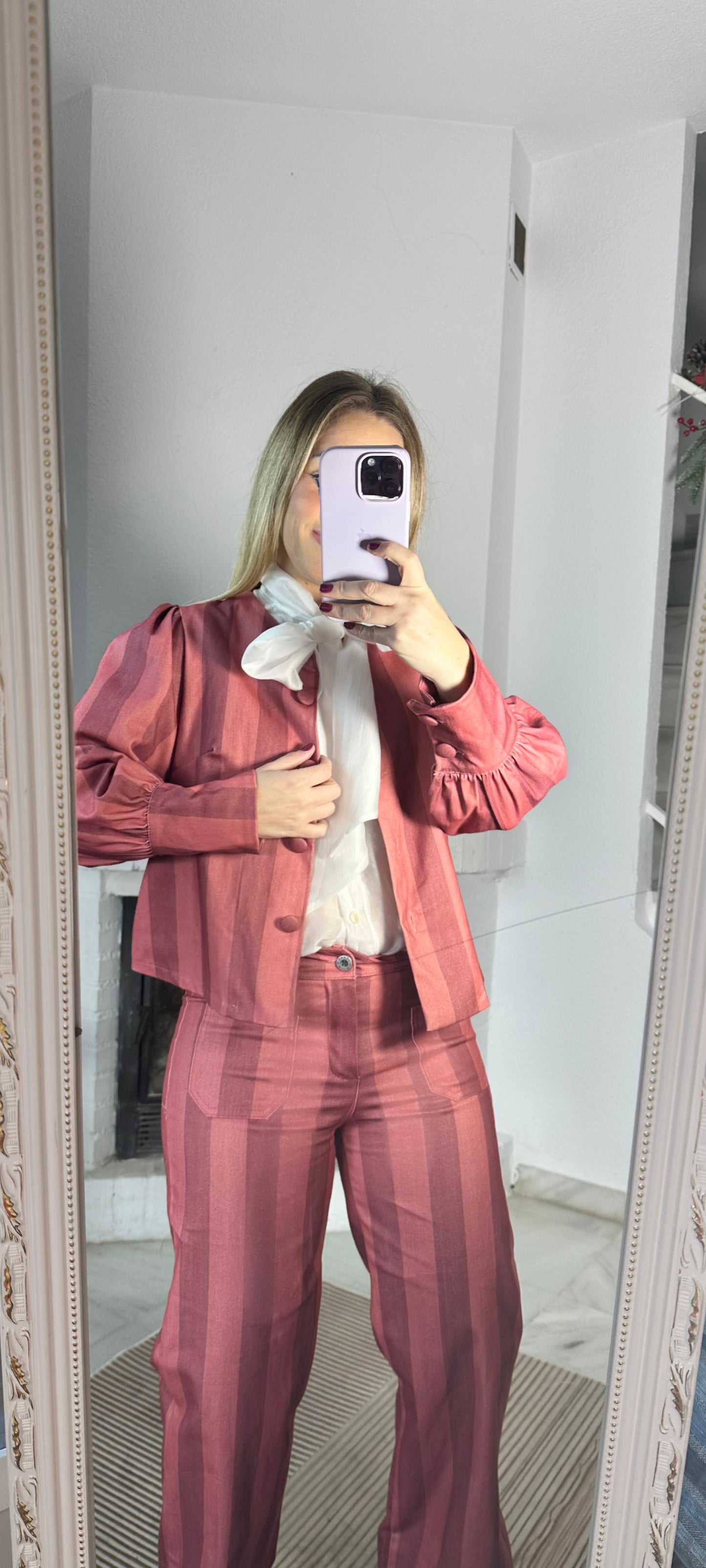 CHAQUETA RAYA ROSA