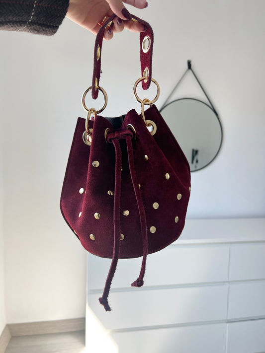 BOLSO TACHUELAS BURDEOS