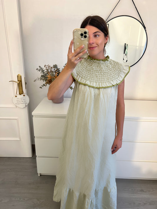 VESTIDO BABERO VERDE