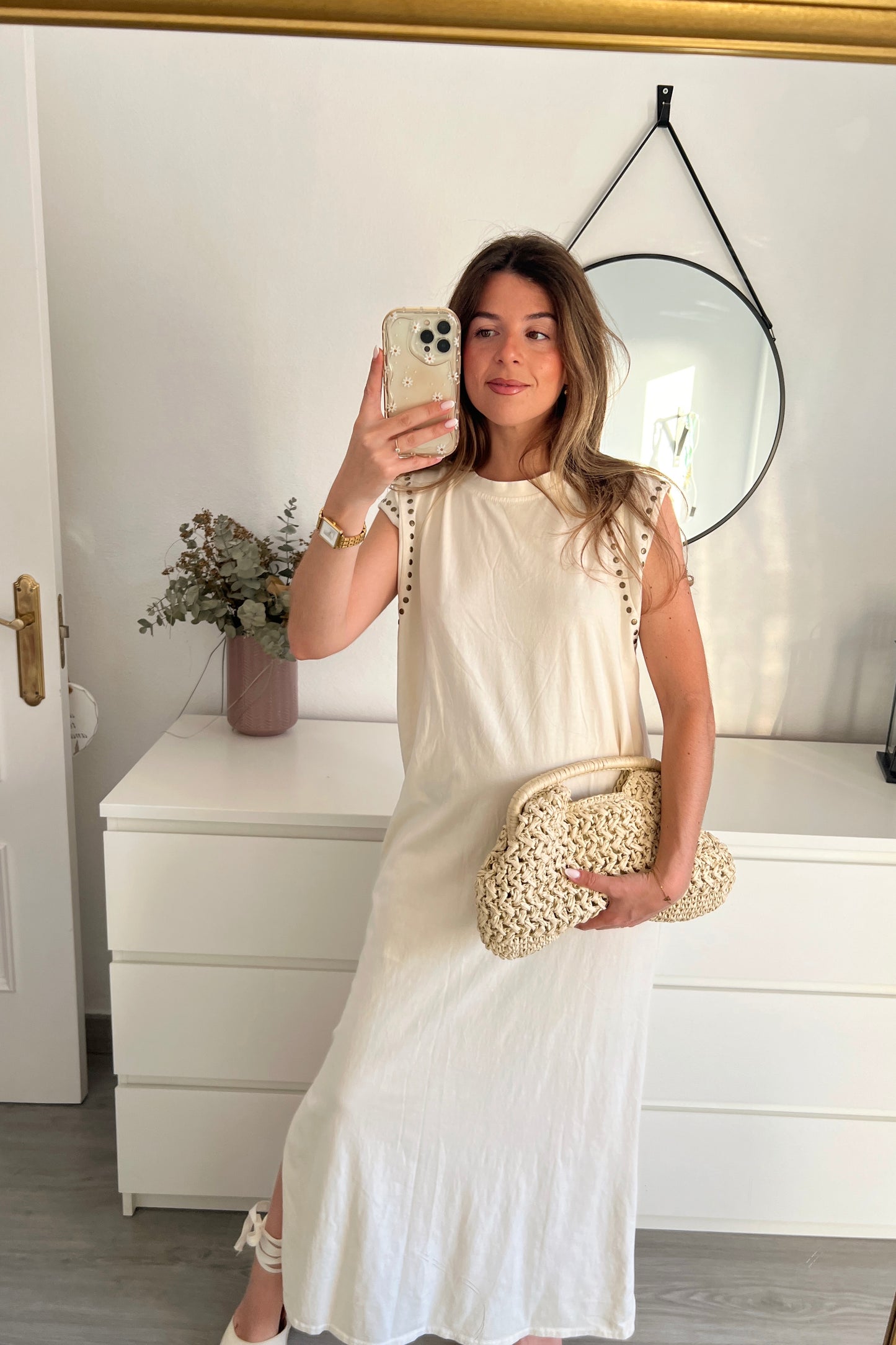 VESTIDO TACHUELAS
