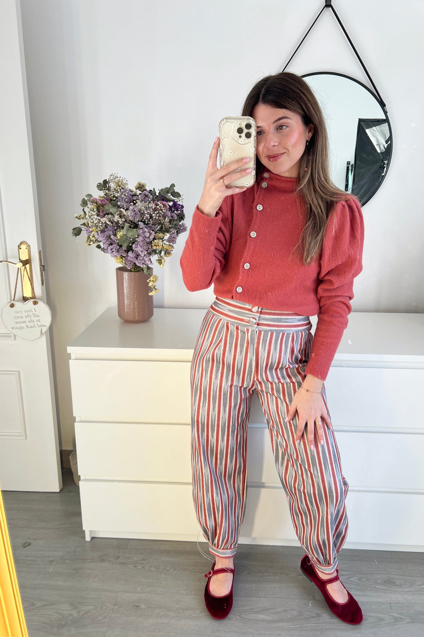 PANTALÓN BALLOON GRIS Y CORAL